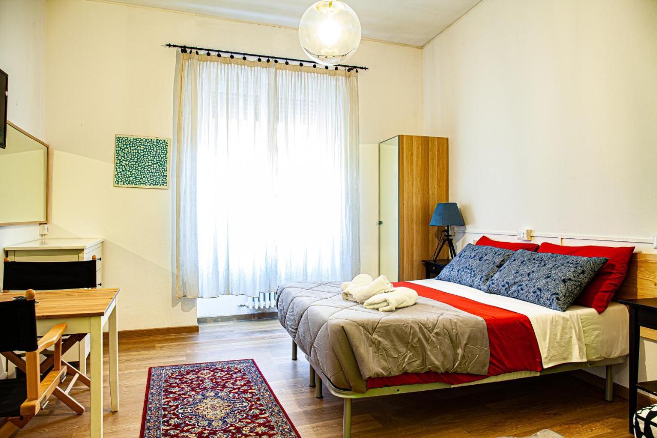 A Due Passi Dal Duomo Appartement Milaan Buitenkant foto